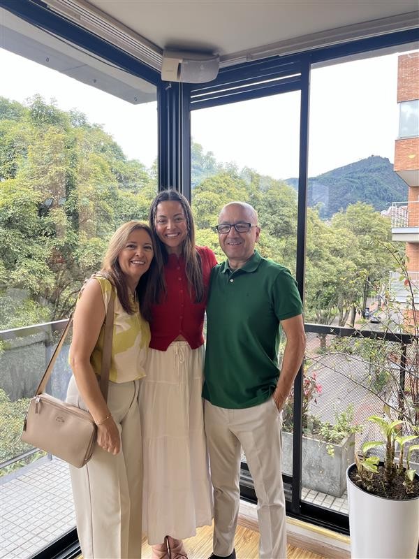 Stephanie Quintino & Parents - Copy